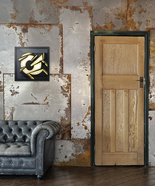 Graffiti G gold Leaf Glass