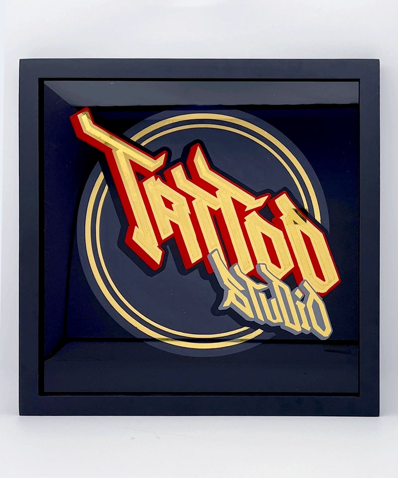 Tattoo studio Gold Leaf Glass