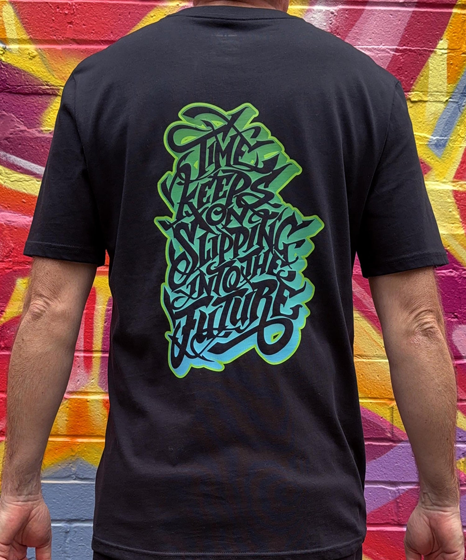 Graffiti t-shirt, streetwear 