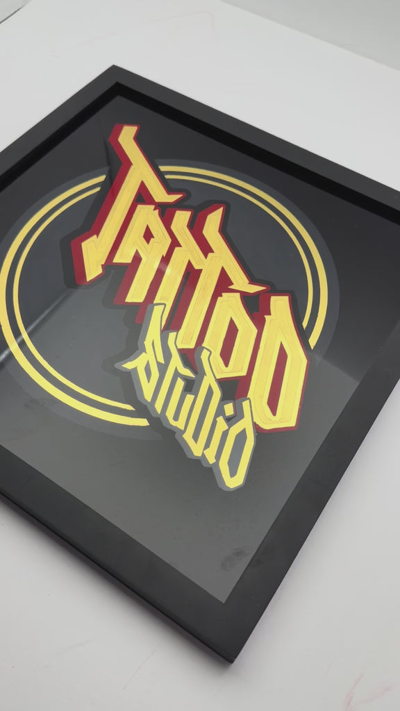 Tattoo studio Gold Leaf Glass